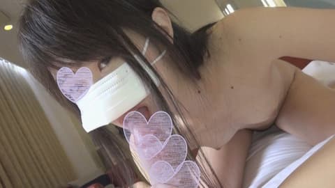 【个人拍摄】清纯又温顺的背德纤细美人妻里香小姐无套中出解禁套组 FC2-PPV-4779732